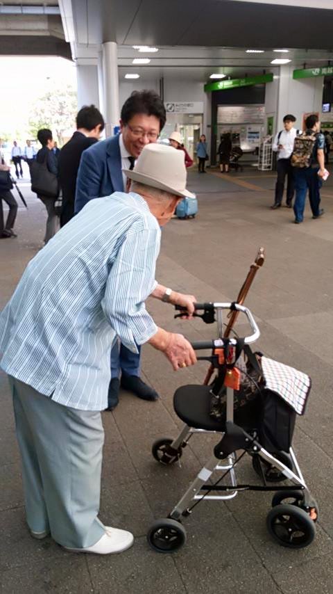 18446939_1072228446254655_464558856877783074_n